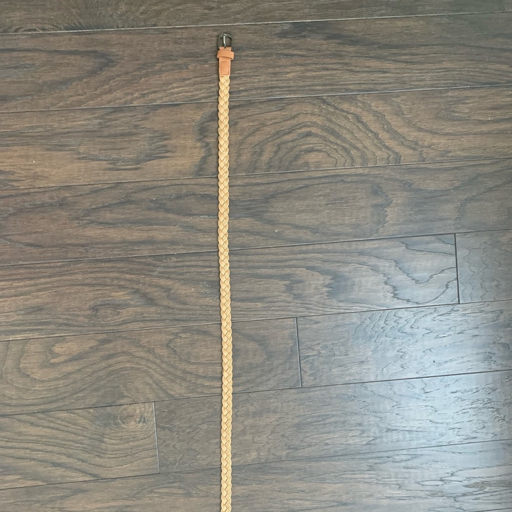 Tan belt